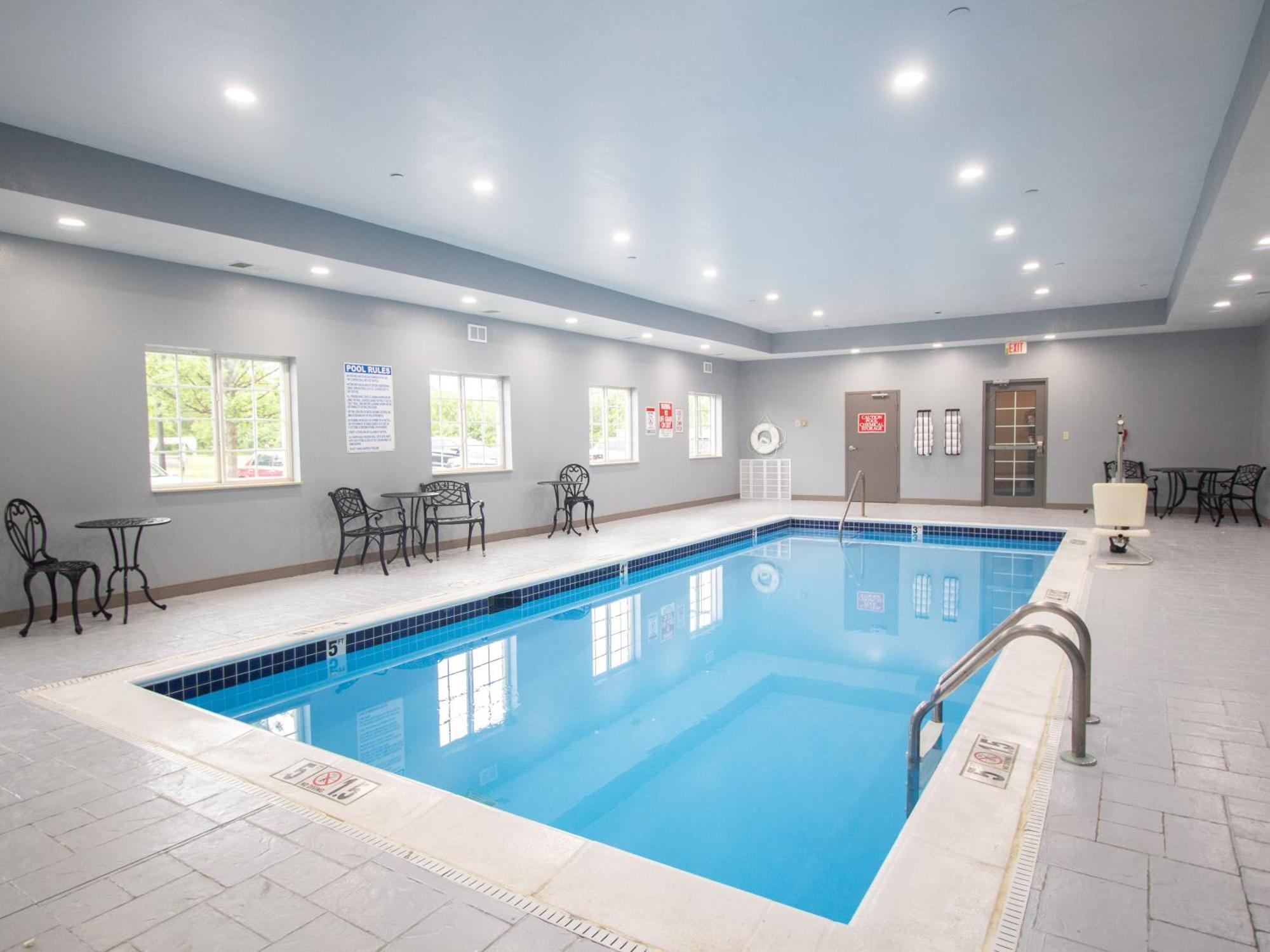 Candlewood Suites Louisville North By Ihg Clarksville Kültér fotó
