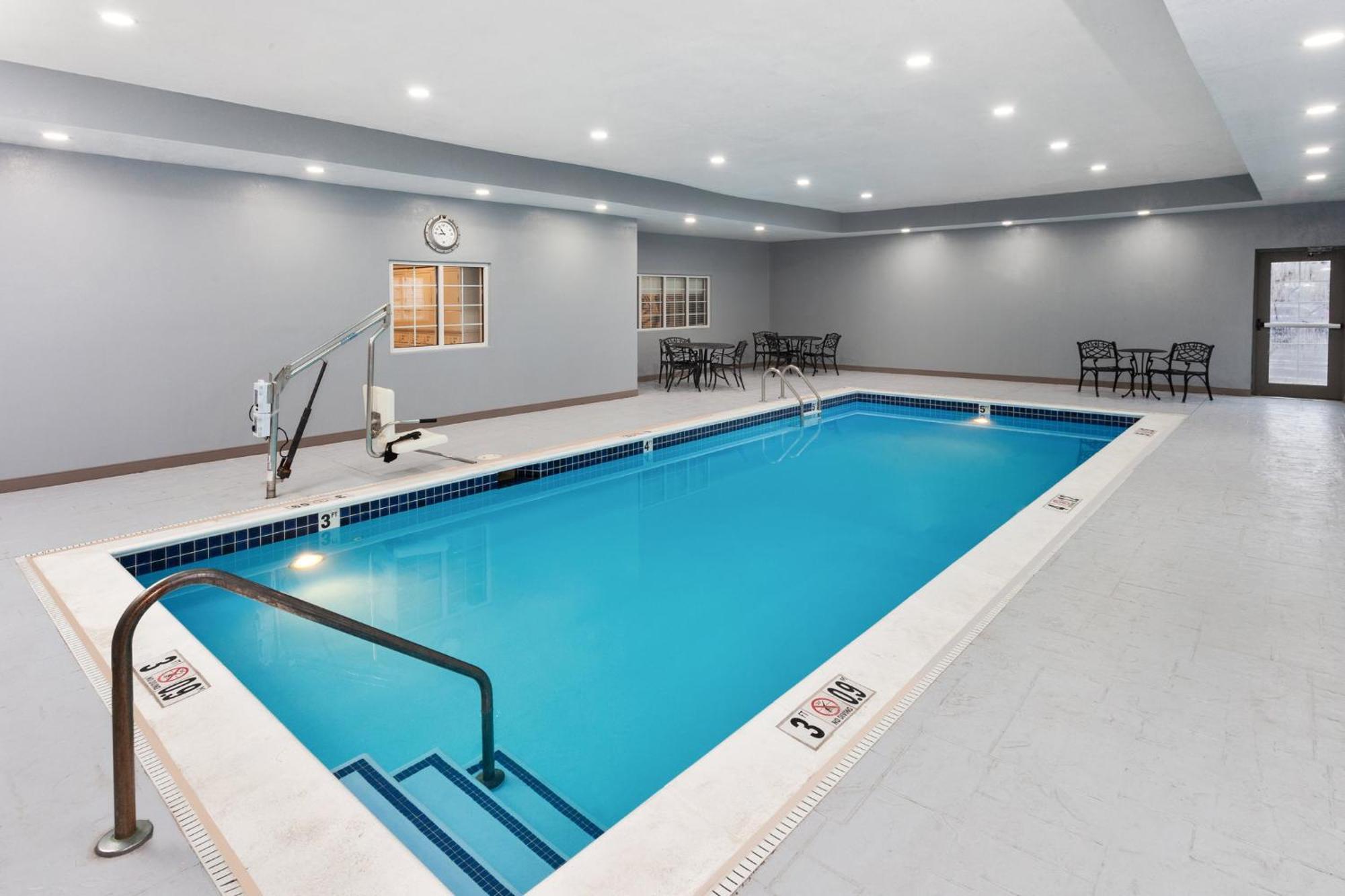 Candlewood Suites Louisville North By Ihg Clarksville Kültér fotó